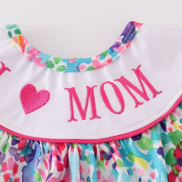 Colorful Baby Romper with 'I Love Mom' Design - Picture 2 of 5